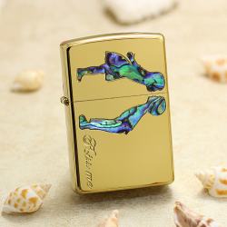 Bật Lửa Zippo Mạ Vàng Khảm Trai Xanh Nụ Hôn Tình Yêu - Mã SP: ZPC3141