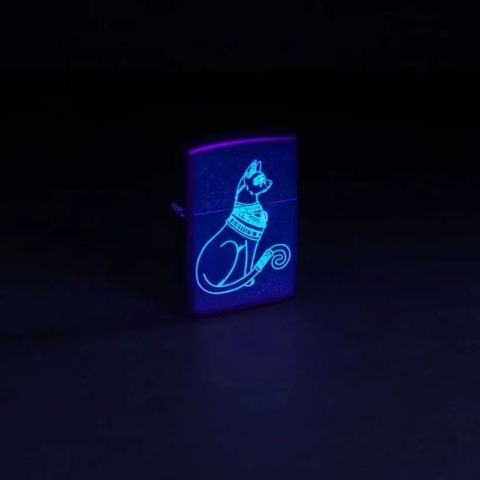 Bật Lửa Zippo Mèo Thần Bí Phát Sáng - Zippo SKU 48582