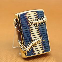 Zippo CHính Hãng Màu Vàng Đốt Hình Con Rết - Mã SP: ZPC1119