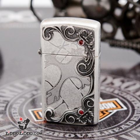 Zippo mạ bạc cổ khắc thánh giá bản slim