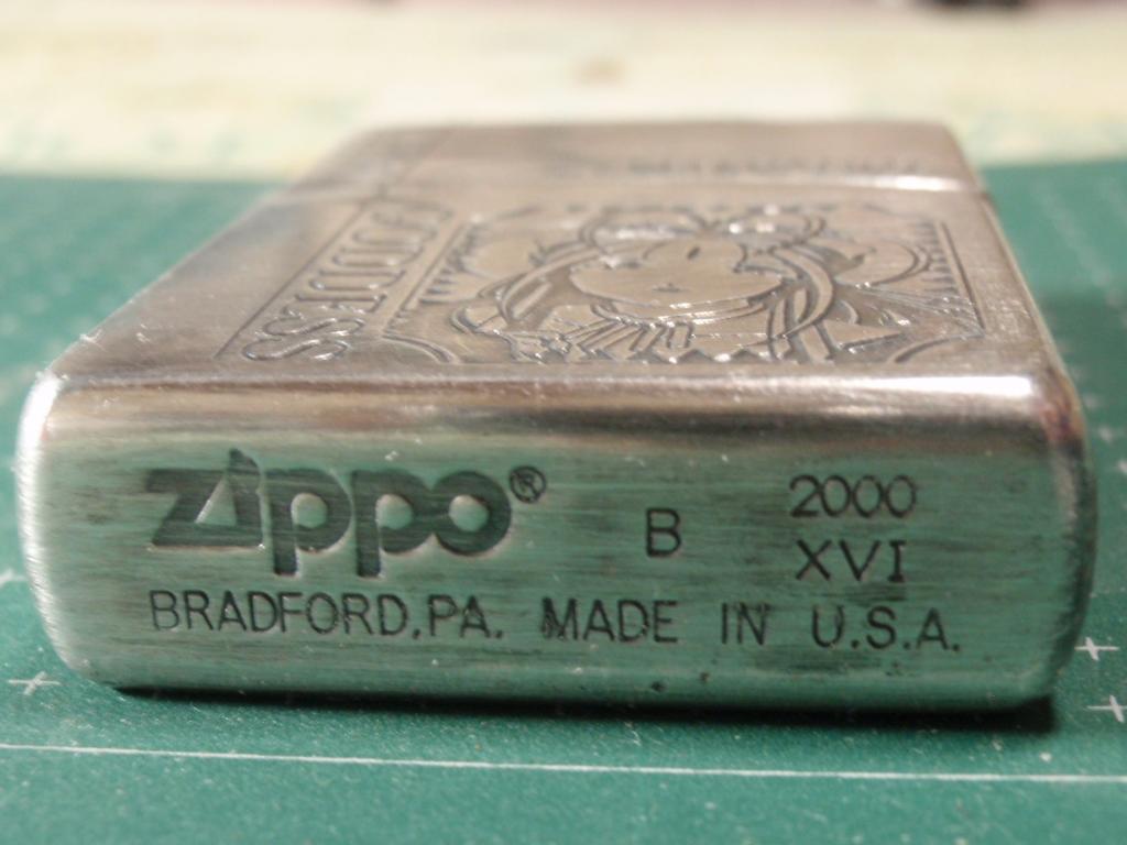 Bật lửa Zippo XVI 3