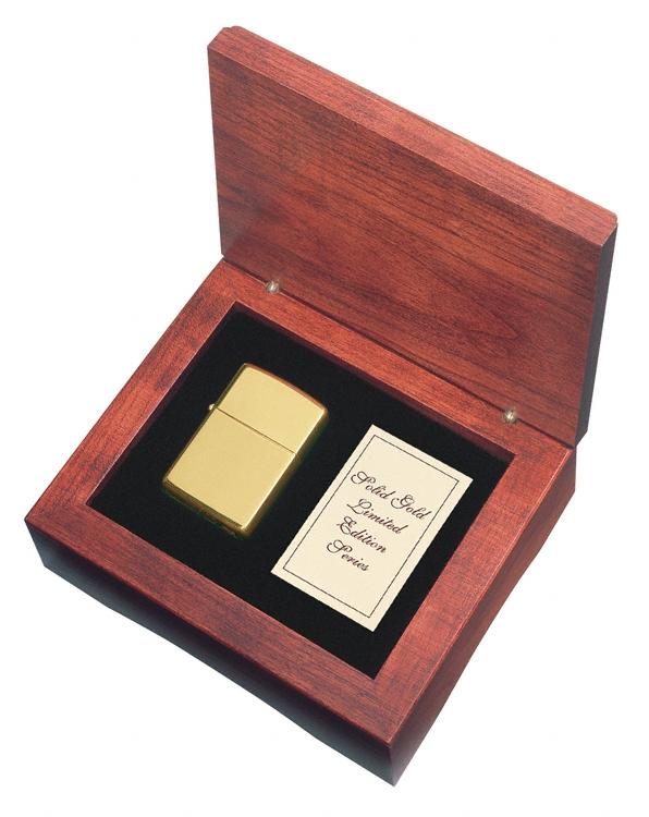 Đâu là chiếc bật lửa Zippo đắt nhất thế giới vàng 18k
